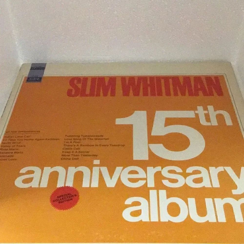 Slim Whitman 15th anniversary album. Great condition.